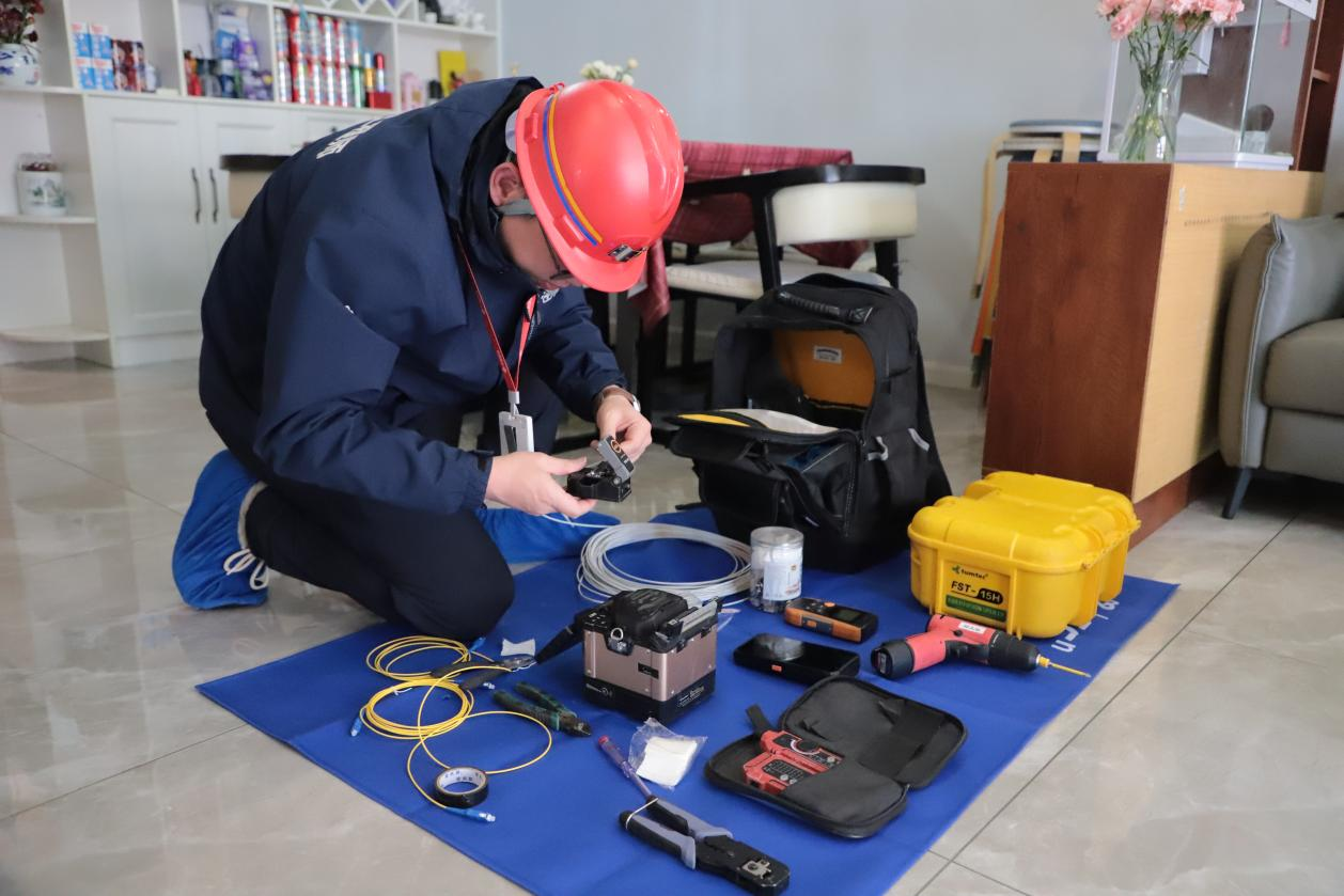 西安联通：以科技创新与暖心服务守护群众生活(图2)