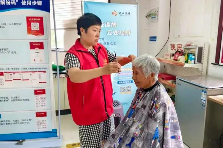经开微光傅家镇鑫盛嘉园社区：以志愿服务打通“一老一小”幸福通道(图2)