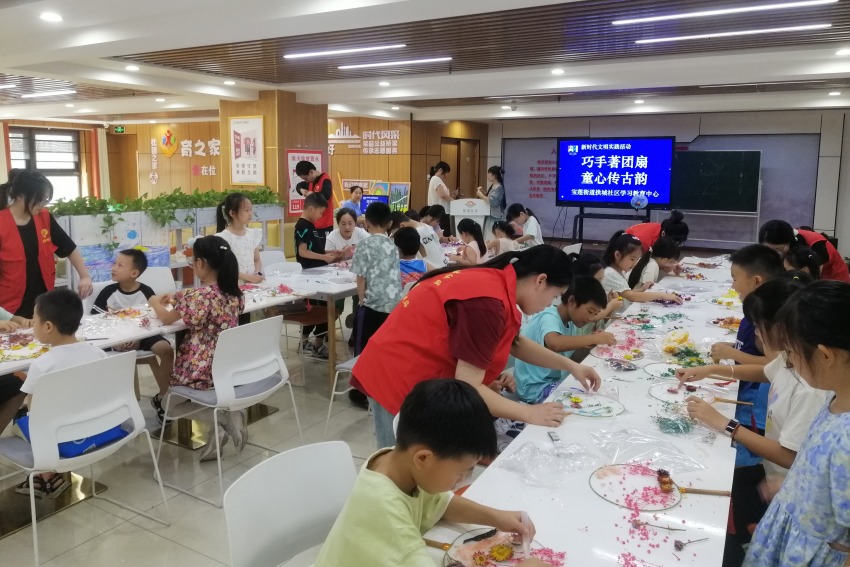 四川资阳：建好用好党群服务中心筑牢联系服务群众“红色家园”(图2)